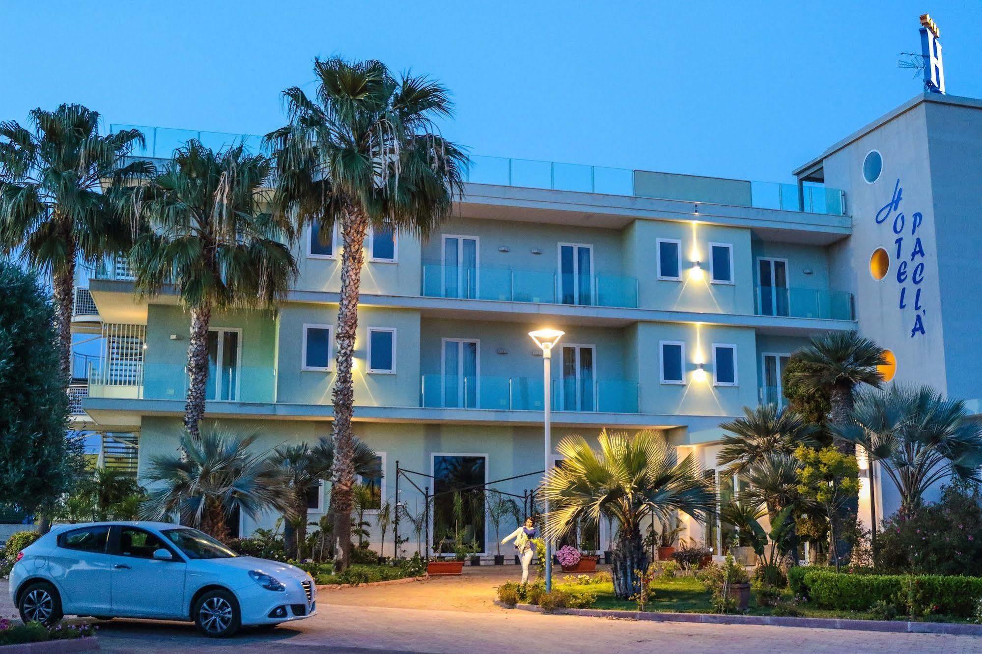 Hotel Pacla 아볼라 외부 사진