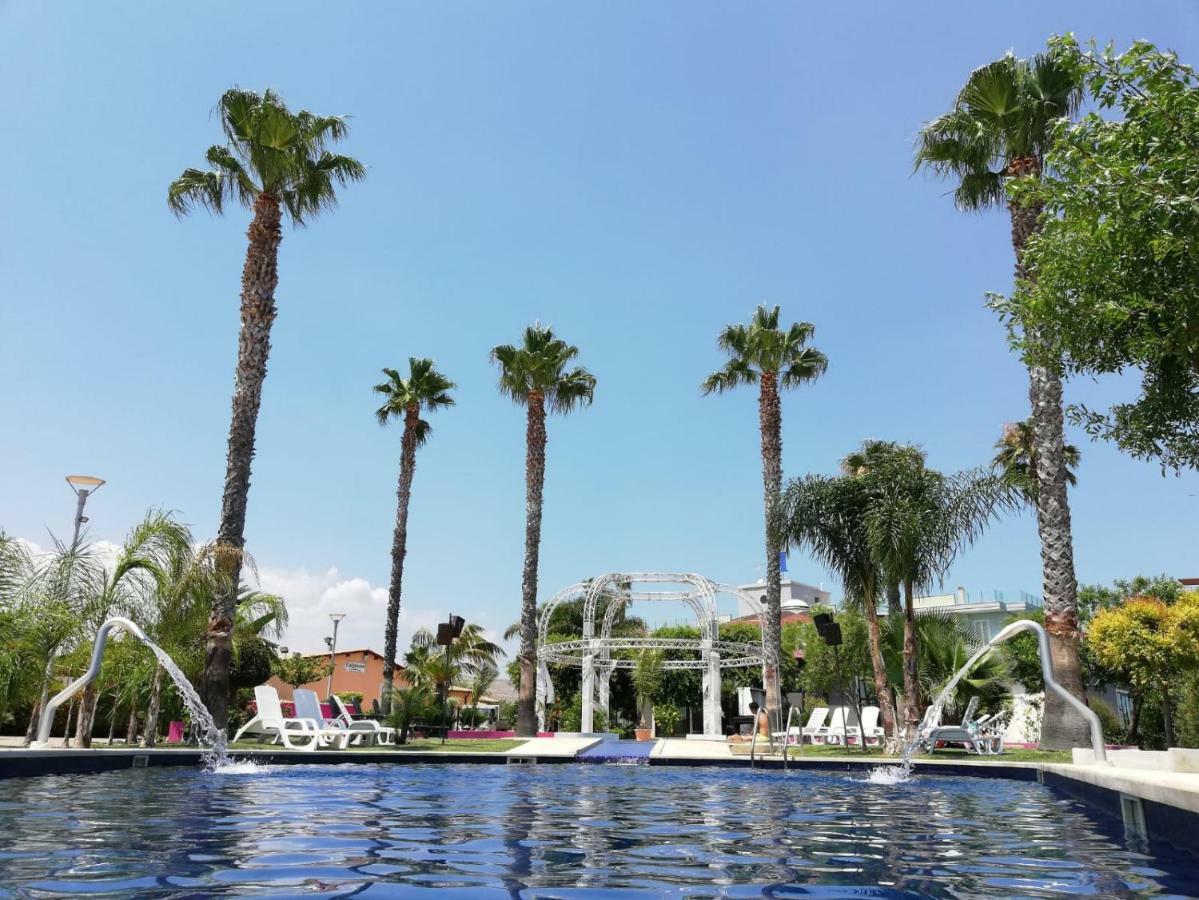 Hotel Pacla 아볼라 외부 사진
